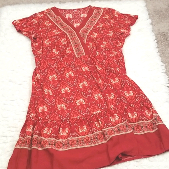 Dresses & Skirts - Floral Pattern Cotton short sleeves Dress. XL